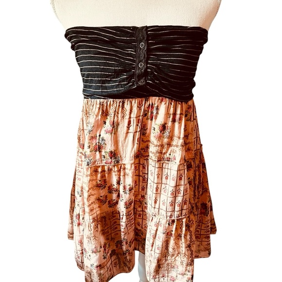 Muchacha Strapless Black and Peach Colored Tiered Midi Casual Dress Size Medium - Picture 14 of 15